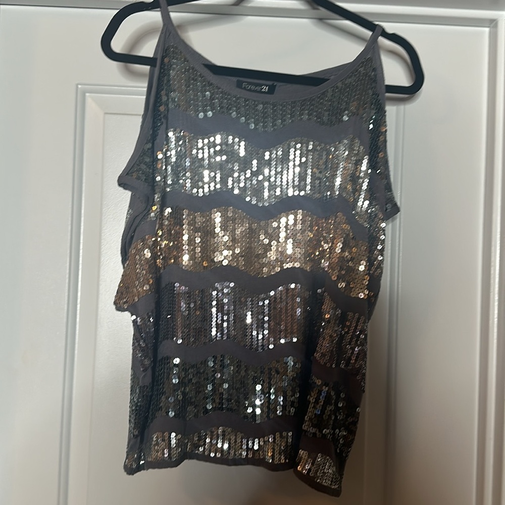 Grey Large sequence top - Picture 4 of 4